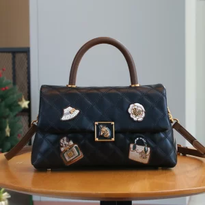 Fashion trendy black diamond badge small bag women's 2025 new high-grade handbag high-grade luxury large-capacity western-style
